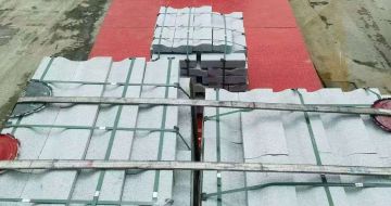 漯河 芝麻白仿形加直形路沿石出货日常