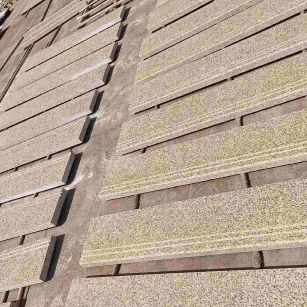 漯河 黄金麻花岗岩光面楼梯踏步