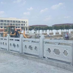 漯河 白麻花岗岩荔枝面河道栏杆