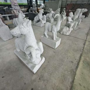 漯河 芝麻白花岗岩造型立体雕刻——十二生肖