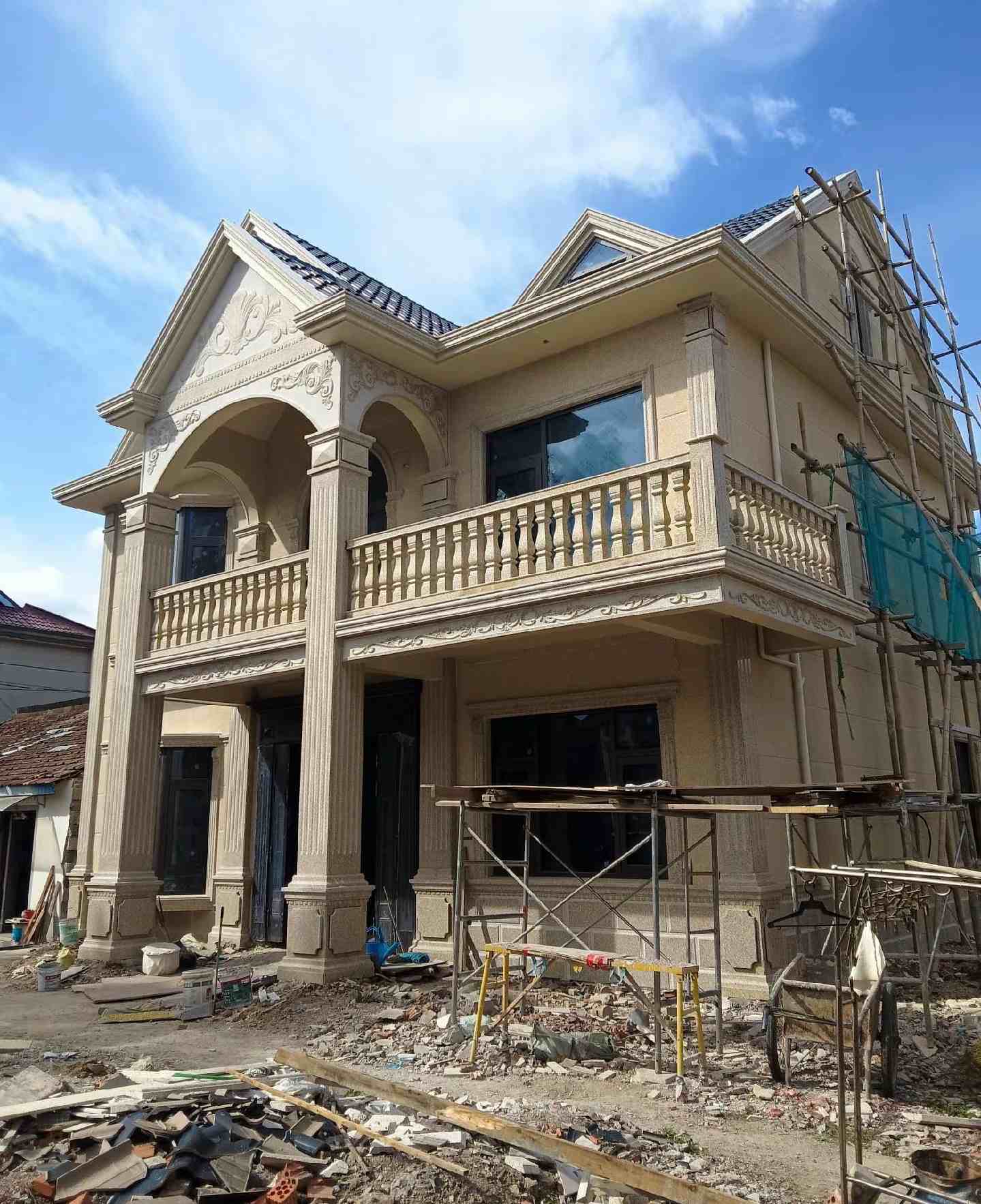 漯河 黄金麻花岗岩石材私人别墅雕花门楼柱阳台栏杆