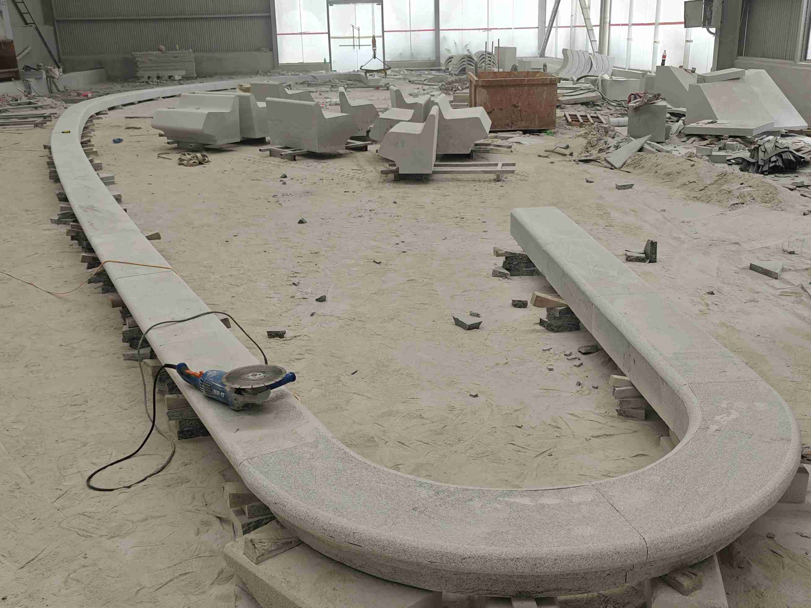 漯河 芝麻白花岗岩弧形花坛石，坐凳石