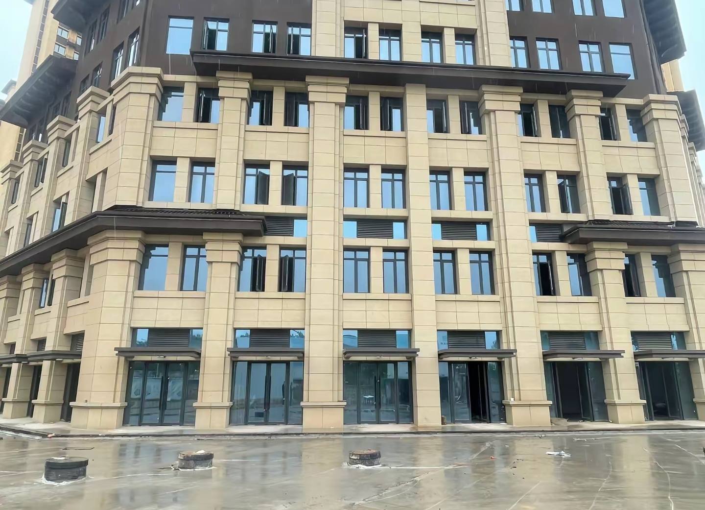 漯河 黄金麻花岗岩荔枝面小区外墙干挂