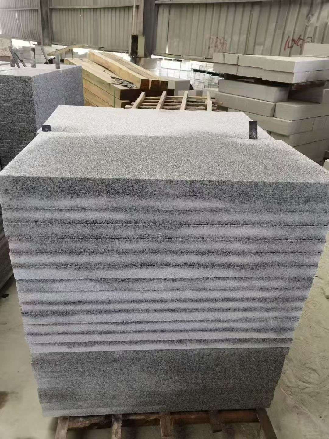 漯河 芝麻白5公分火烧地铺成品，900*400，规格可定制