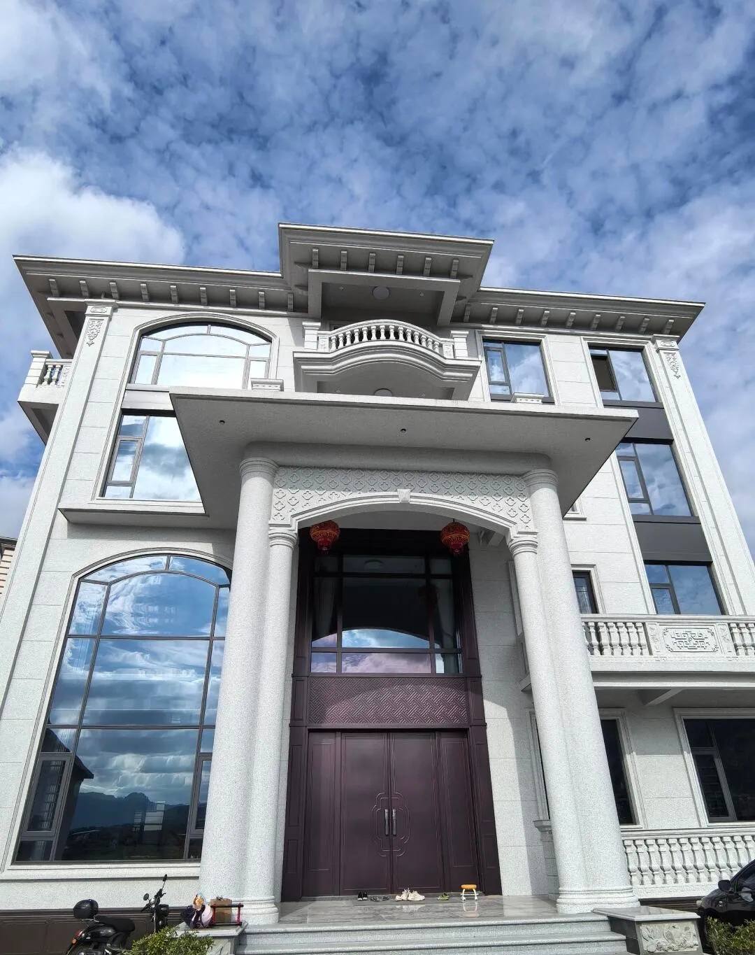 漯河白麻别墅外墙干挂石材效果示例